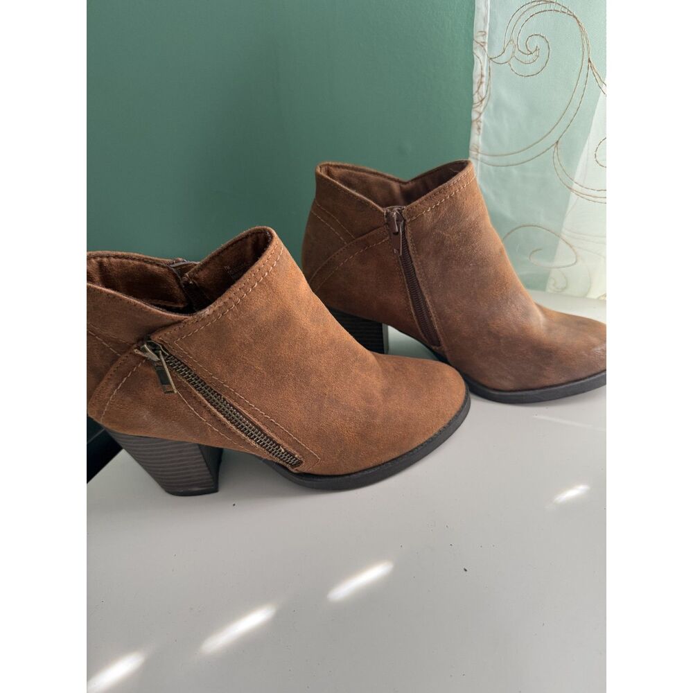 True Craft Boots